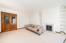 Properties let in Queens Reach - KT8 9DE view2