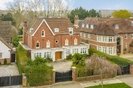 Properties to let in The Bishops Avenue - N2 0AP view1