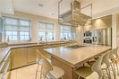 Properties to let in The Bishops Avenue - N2 0AP view8