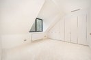 Properties to let in White Orchards - N20 8AQ view11