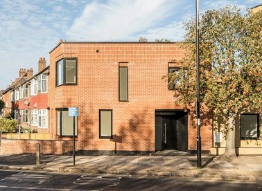 Properties for sale in Ackroyd Road - SE23 1DL view1