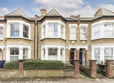 Properties for sale in Acton Lane - W4 5DD view1