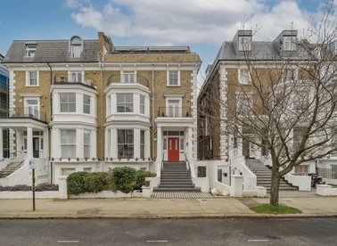 Properties for sale in Adamson Road - NW3 3HX view1