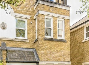 Properties for sale in Admiralty Way - TW11 0NL view1