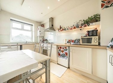 Properties for sale in Ainsty Estate - SE16 7DQ view1