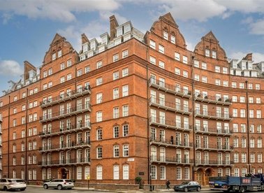 Properties for sale in Albert Hall Mansions - SW7 2AG view1