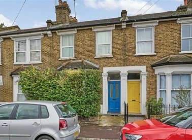 Properties for sale in Aldeburgh Street - SE10 0RW view1