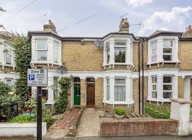 Properties for sale in Alexandria Road - W13 0NR view1