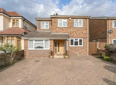Alleyn Park, Southall, UB2