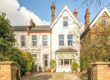 Properties for sale in Annesley Road - SE3 0JX view1