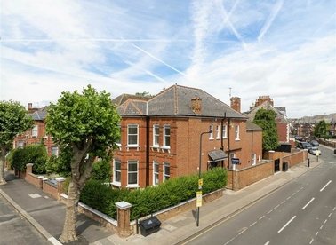 Properties for sale in Anson Road - NW2 3UU view1