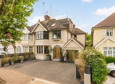 Properties for sale in Anson Road - NW2 4AL view1