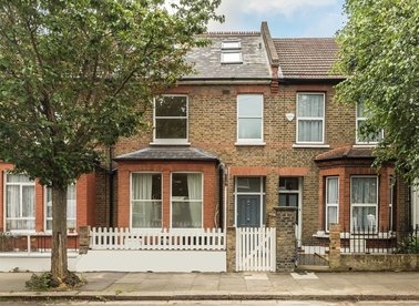 Properties for sale in Antrobus Road - W4 5NQ view1