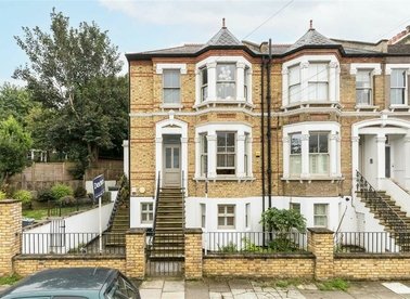 Properties for sale in Arbuthnot Road - SE14 5NP view1