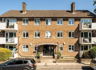 Properties for sale in Arbuthnot Road - SE14 5LT view1