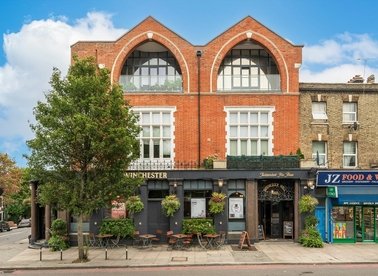 Properties for sale in Archway Road - N6 5BA view1