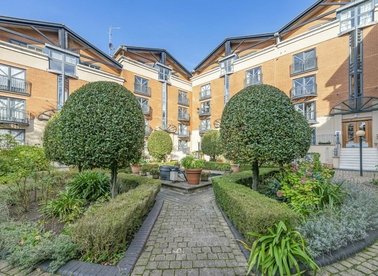 Properties for sale in Artesian Road - W2 5DL view1