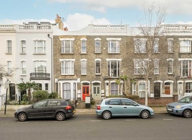 Properties for sale in Arthur Road - N7 6DR view1