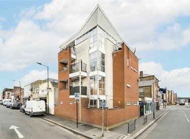Properties for sale in Ashford Road - NW2 6TR view1