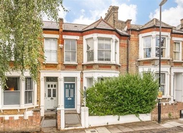 Properties for sale in Aspinall Road - SE4 2EQ view1