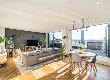 Properties for sale in Atalanta Street - SW6 6TU view1