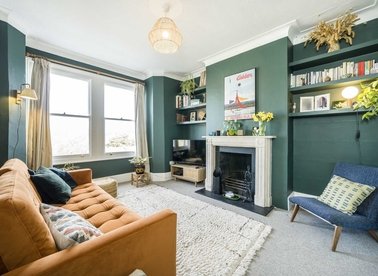 Properties for sale in Athenlay Road - SE15 3EJ view1
