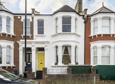 Properties for sale in Athenlay Road - SE15 3EJ view1