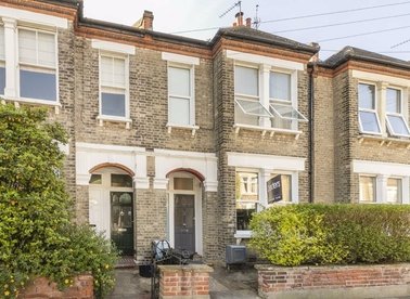 Properties sold in Avarn Road - SW17 9HB view1