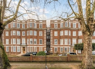 Avenue Road, London, NW8