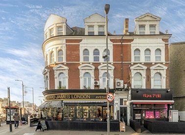 Properties for sale in Balham High Road - SW12 9BW view1