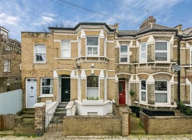 Properties for sale in Ballater Road - SW2 5QP view1
