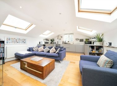 Properties for sale in Balls Pond Road - N1 4AP view1