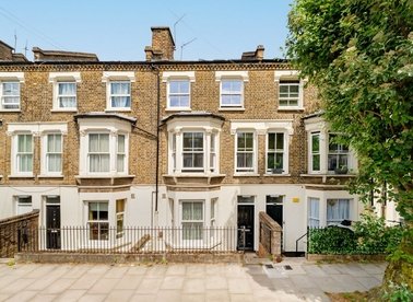 Properties for sale in Balmore Street - N19 5DA view1