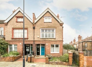 Properties for sale in Barcombe Avenue - SW2 3BH view1