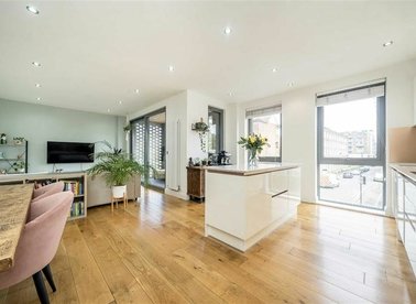 Properties for sale in Bardsley Lane - SE10 9HS view1