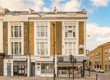 Properties for sale in Barnsbury Road - N1 0HB view1