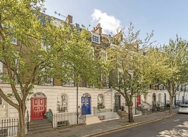 Properties for sale in Barnsbury Street - N1 1PW view1