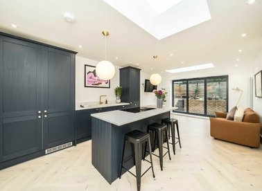 Properties sold in Barry Road - SE22 0HR view1