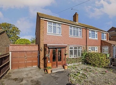 Properties for sale in Batavia Road - TW16 5LZ view1