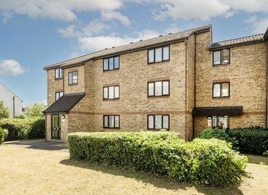 Properties sold in Bay Court - W5 4NE view1