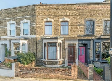 Properties for sale in Bayston Road - N16 7LT view1