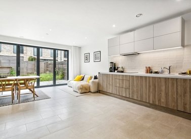 Properties for sale in Beatrice Place - SW19 6BS view1