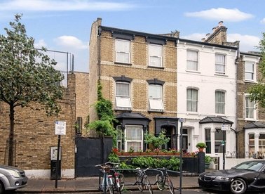 Properties for sale in Beatty Road - N16 8EB view1