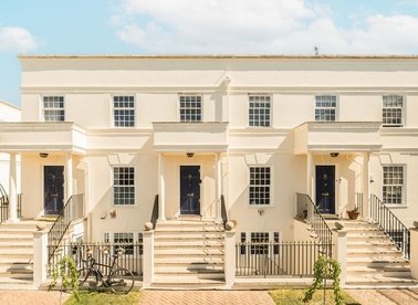 Beaufort Close, London, SW15