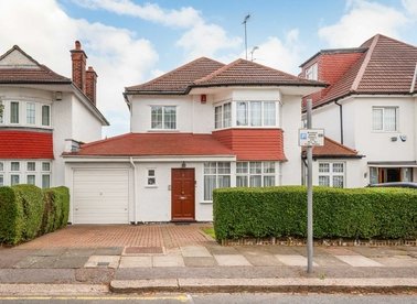 Properties sold in Beaufort Gardens - NW4 3QP view1