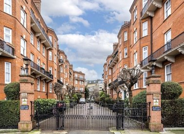 Properties for sale in Beaumont Avenue - W14 9LS view1