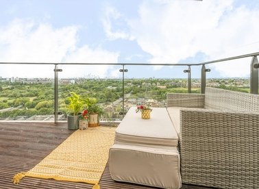 Properties for sale in Beck Square - E10 7GA view1