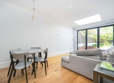 Properties for sale in Bellevue Road - N11 3ET view1