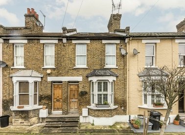 Properties for sale in Benn Street - E9 5SU view1
