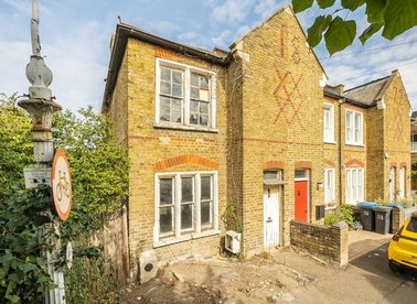 Properties for sale in Bertram Cottages - SW19 1LQ view1